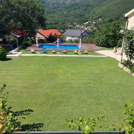 Villa, Pool And Relax For 12 Persons Kuti Exterior photo
