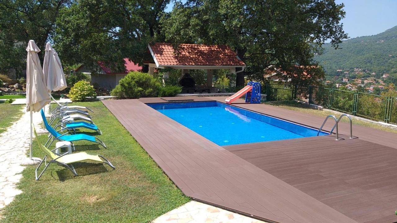 Villa, Pool And Relax For 12 Persons Kuti Exterior photo