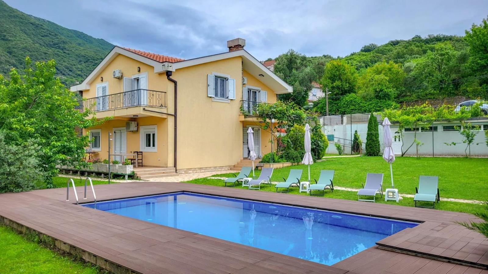 Villa, Pool And Relax For 12 Persons Kuti Exterior photo