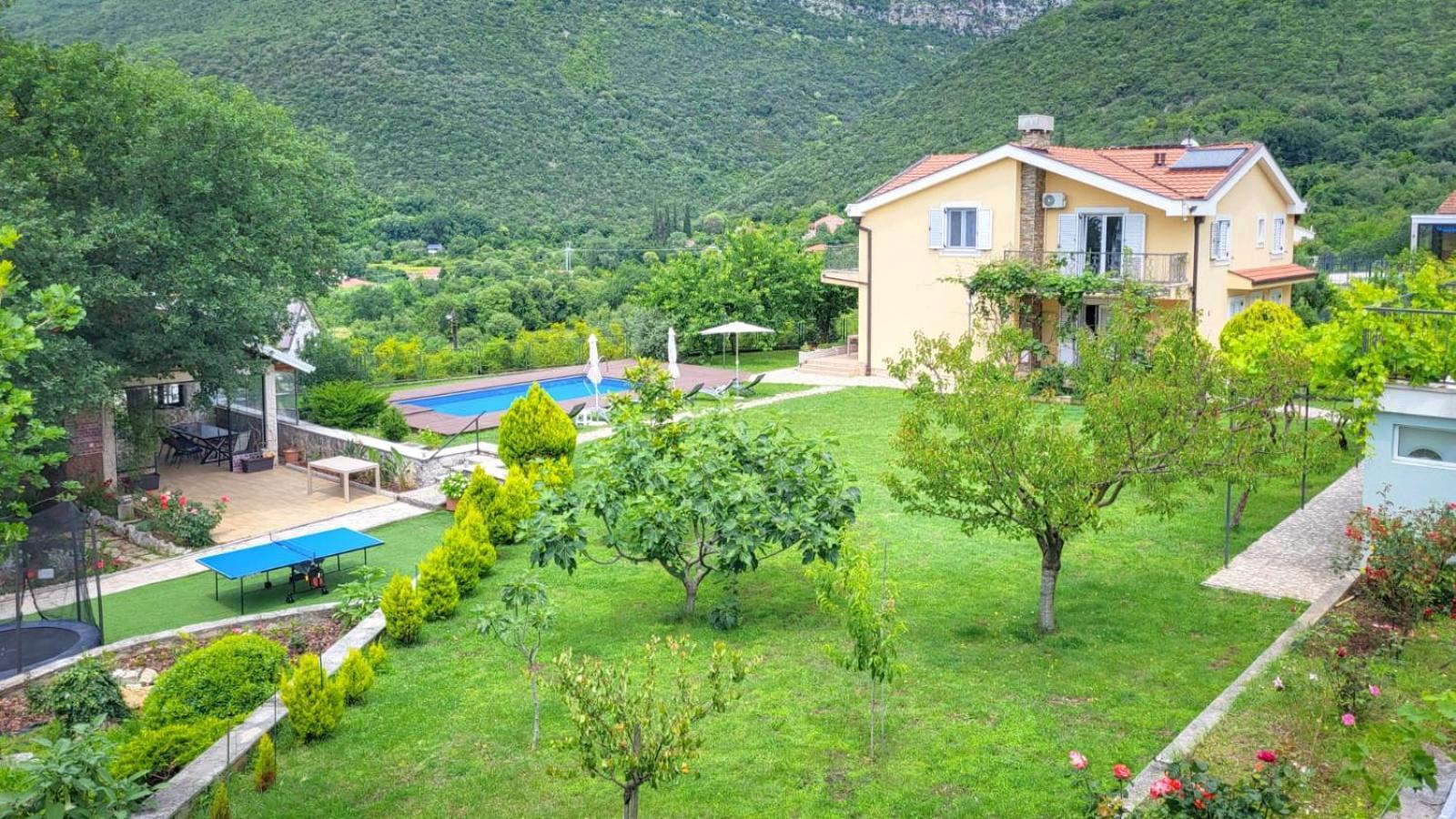 Villa, Pool And Relax For 12 Persons Kuti Exterior photo